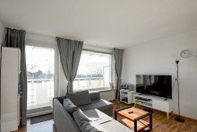 Wohnbereich Licht - Lage - Lebensqualit�t
ger�umiges 1-Zimmer-Apartment
mit sonnigem Balkon
- ruhig  & zentral -