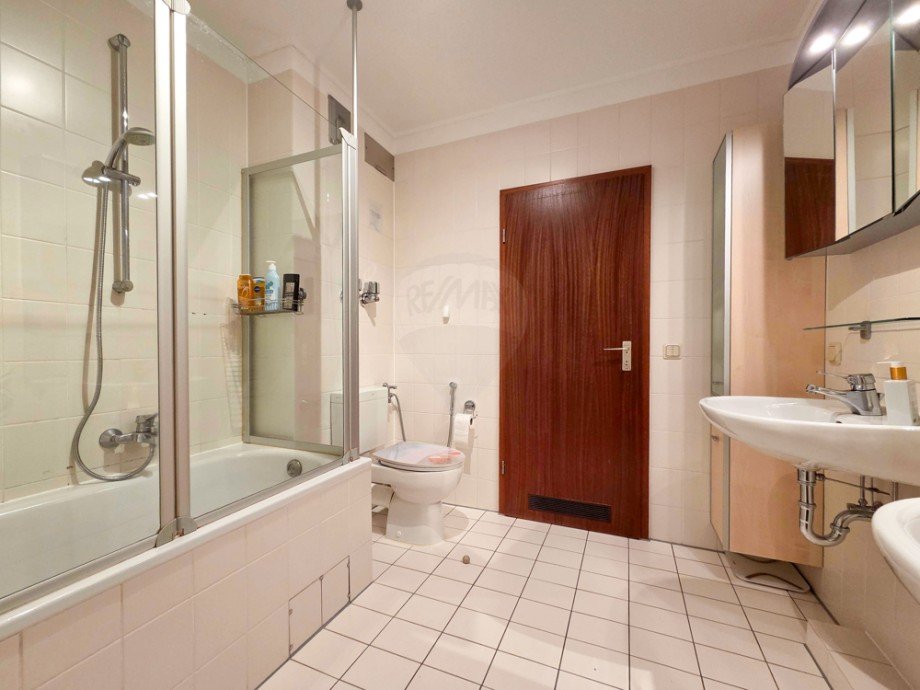 Bad2 Dachgeschosswohnung Bad Homburg vor der H�he / Kirdorf