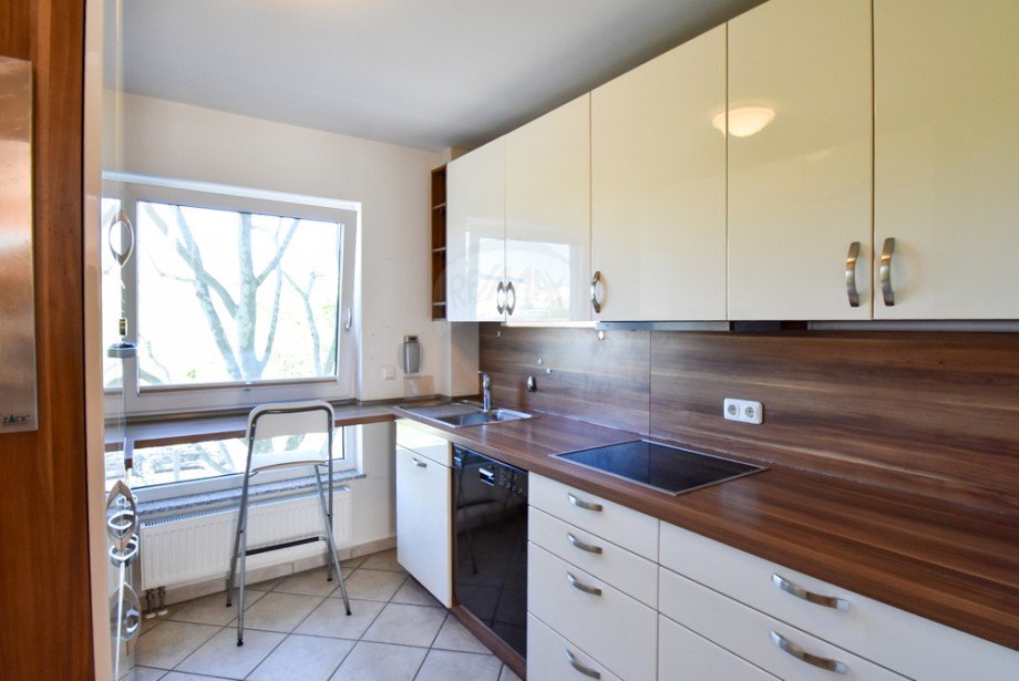 K�che Etagenwohnung Friedrichsdorf vor der H�he