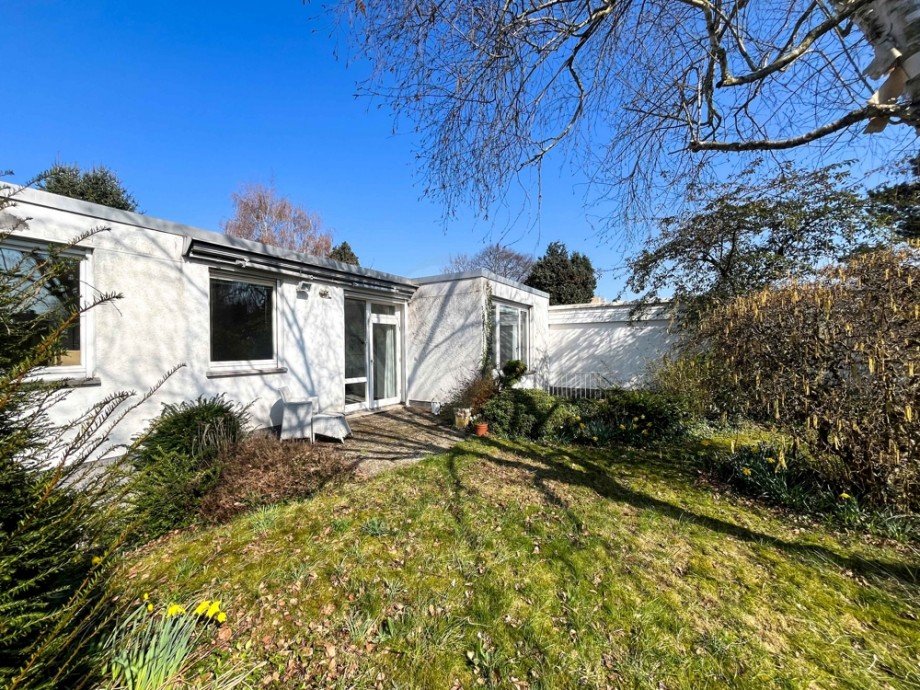 Hausansicht Bungalow Frankfurt am Main / Niederursel