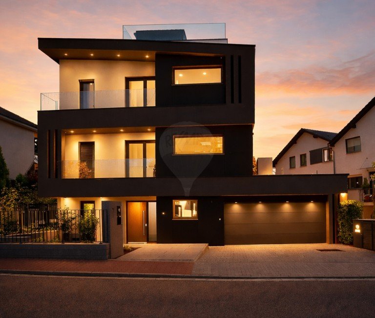 Hausansicht -Nacht Bad Vilbel Villa Ein Zuhause f�r h�chste Anspr�che - Exklusive Designer-Villa in Bad Vilbel