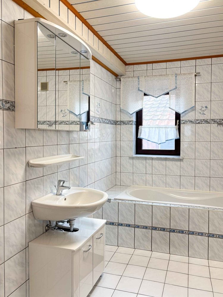 Bad Einfamilienhaus Hirzenhain