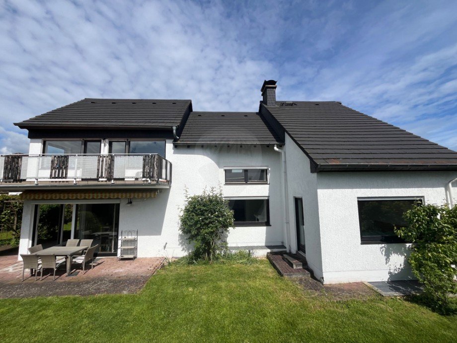 Hausansicht Einfamilienhaus Rosbach vor der H�he / Rodheim vor der H�he