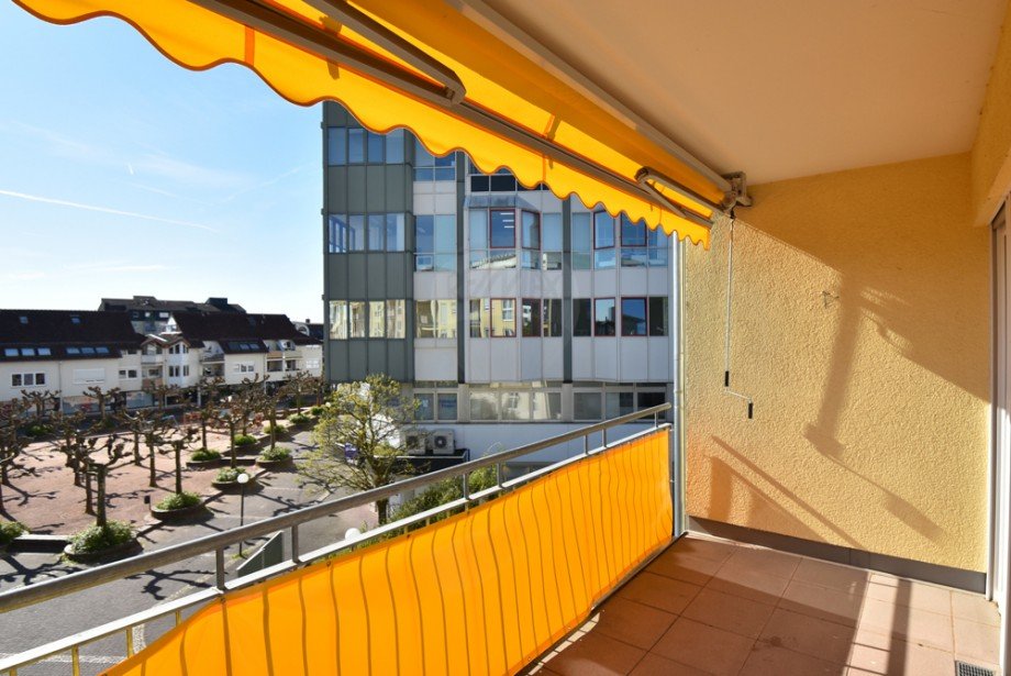 Loggia Etagenwohnung Friedrichsdorf vor der H�he