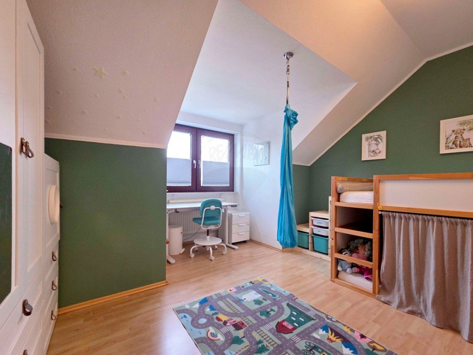 Kinderzimmer1 Dachgeschosswohnung Bad Homburg vor der H�he / Kirdorf